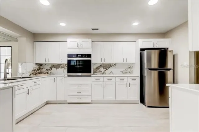 $1,550 | 2333 Feather Sound Drive, Unit B304, Clearwater, FL 33762