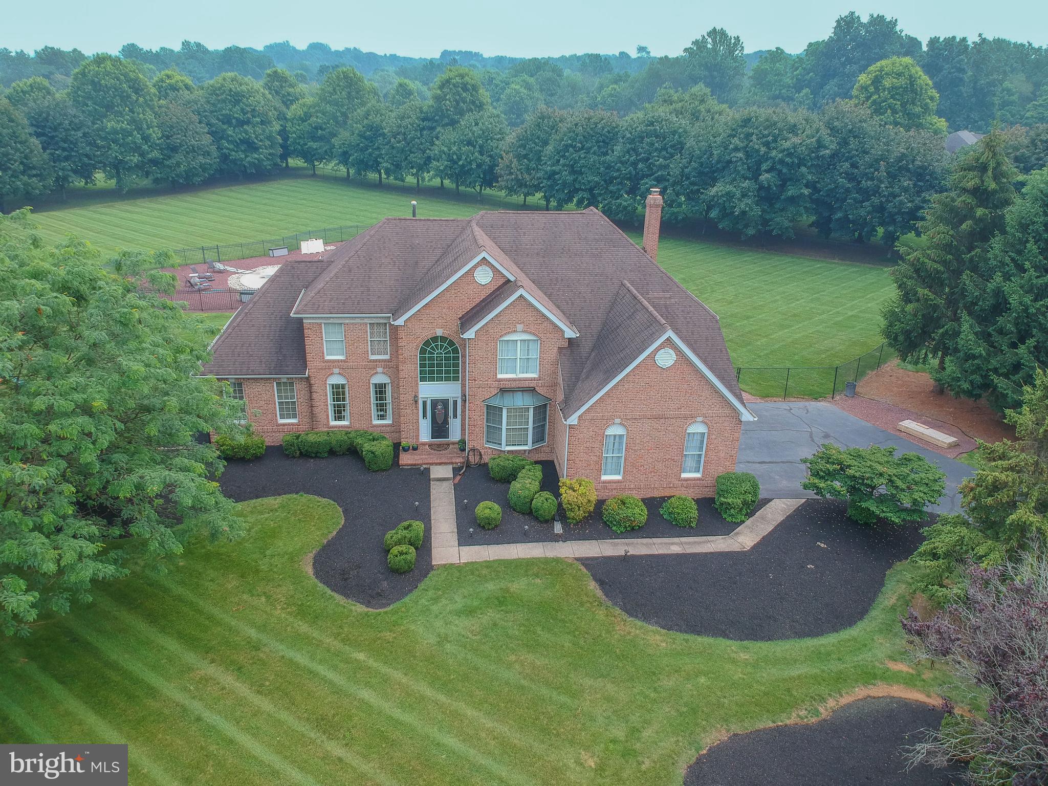 63 Circle Drive Hampton, NJ 08827 - Photo 2 of 54