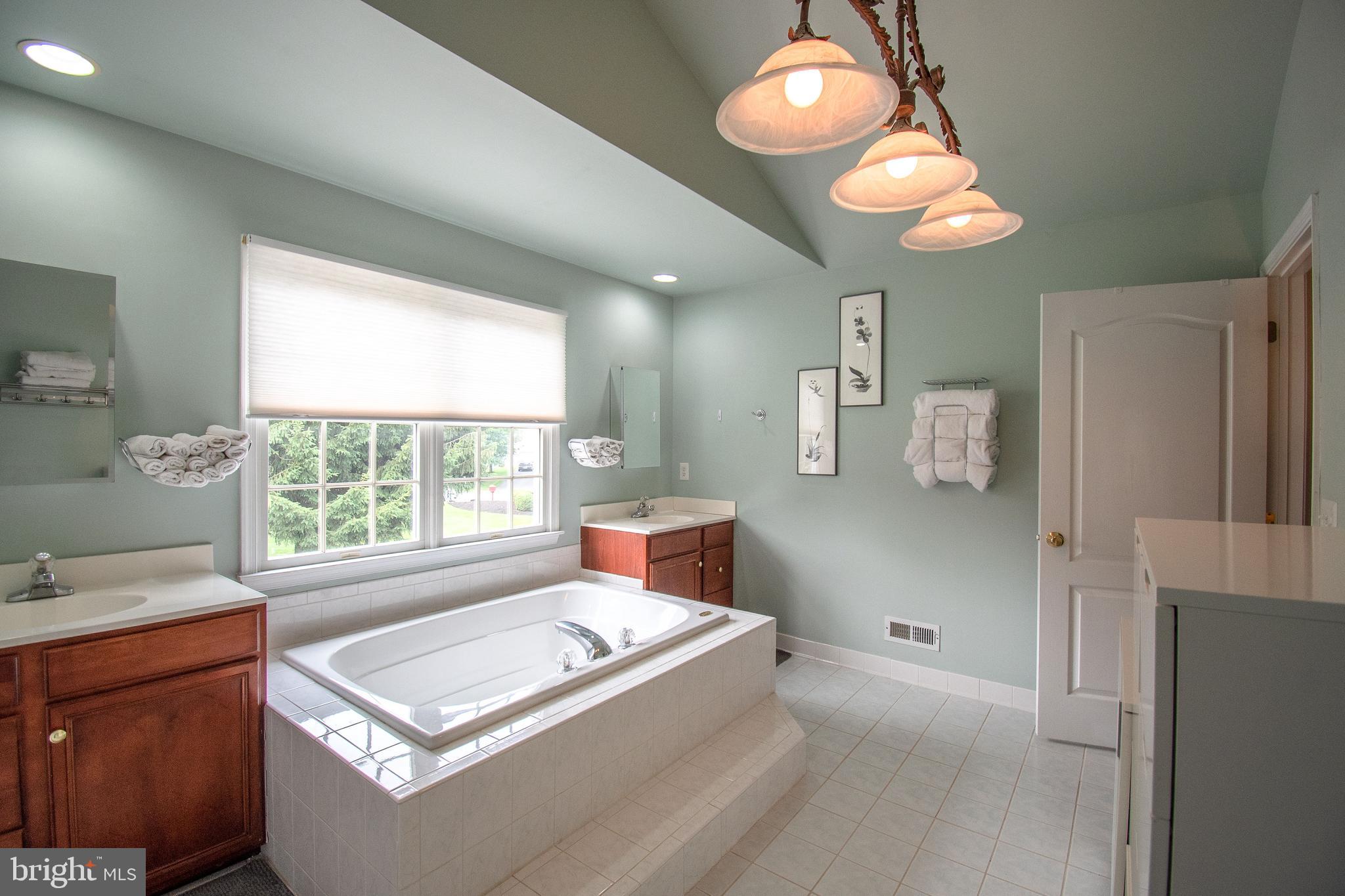 63 Circle Drive Hampton, NJ 08827 - Photo 32 of 54