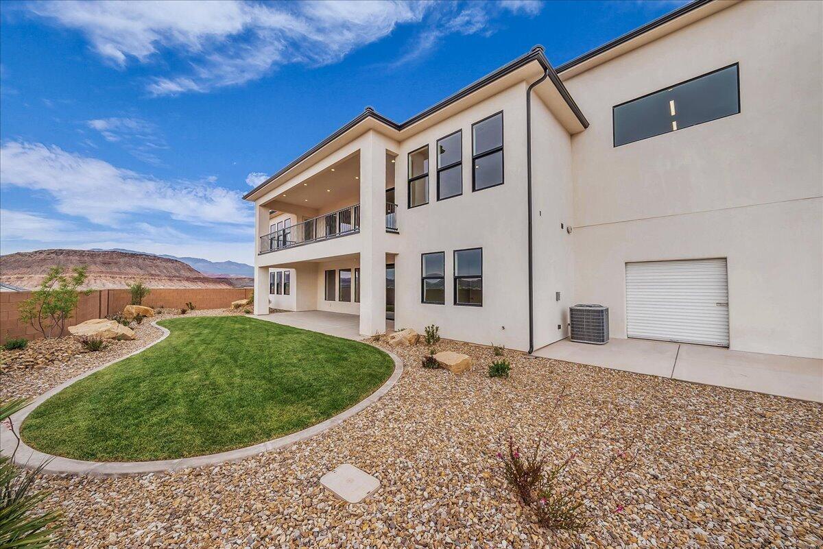 2072 South Pony Way Washington, UT 84780 - Photo 43 of 61 Backyard
