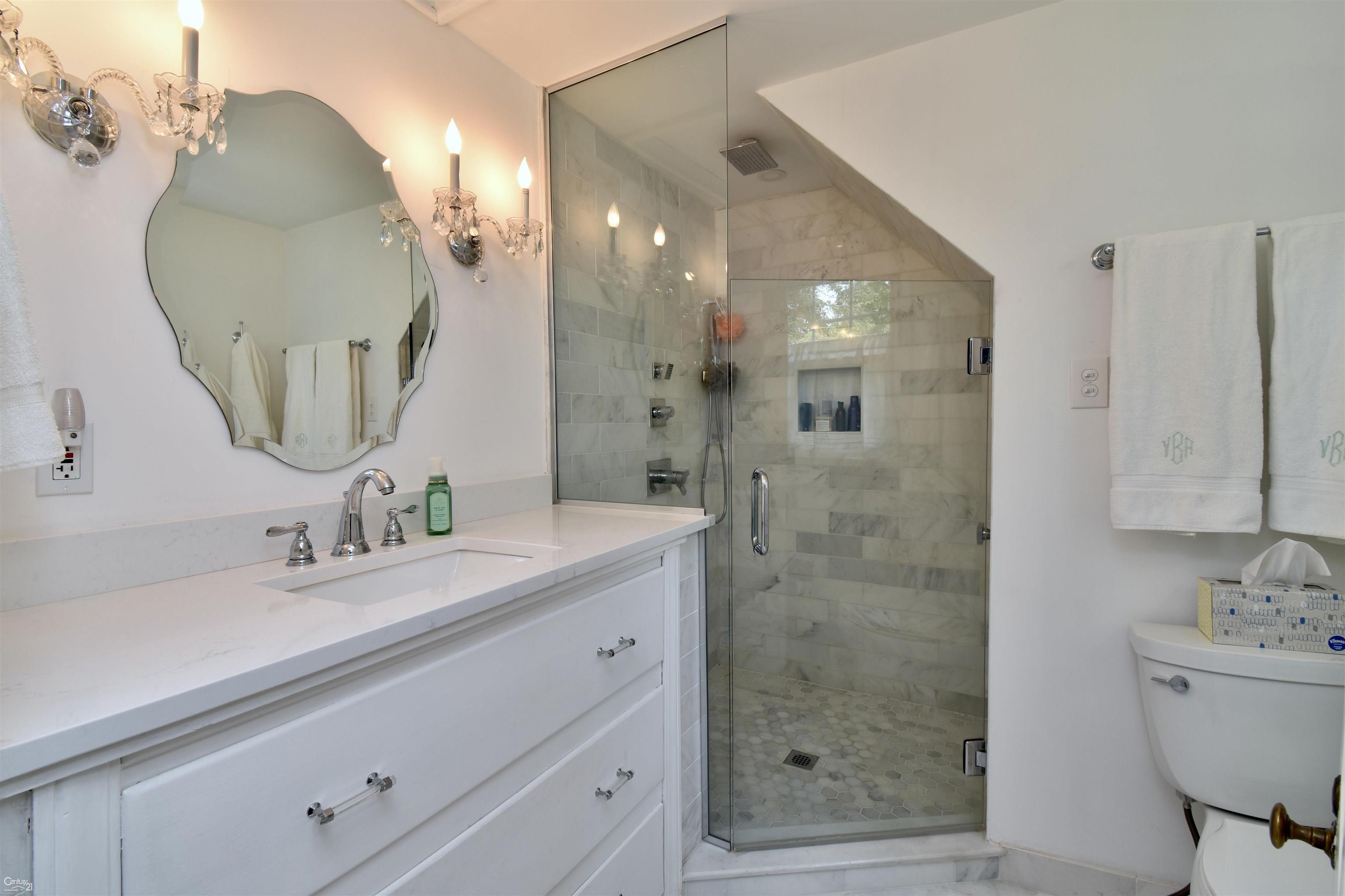 330 Kerby Road Grosse Pointe Farms, MI 48236 - Photo 23 of 34