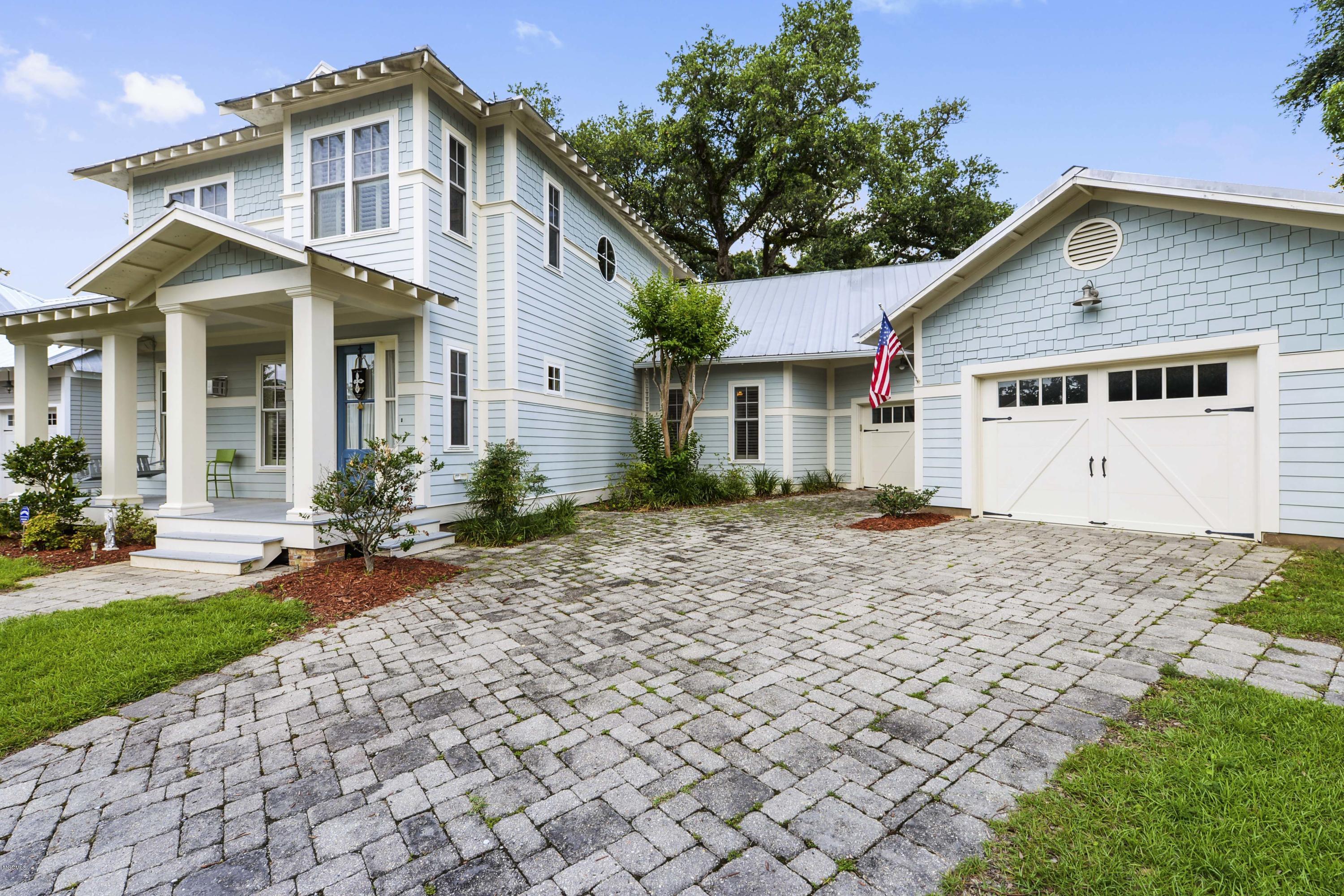 4 Mulberry Place Ocean Springs, MS 39564 - Photo 2 of 34 002