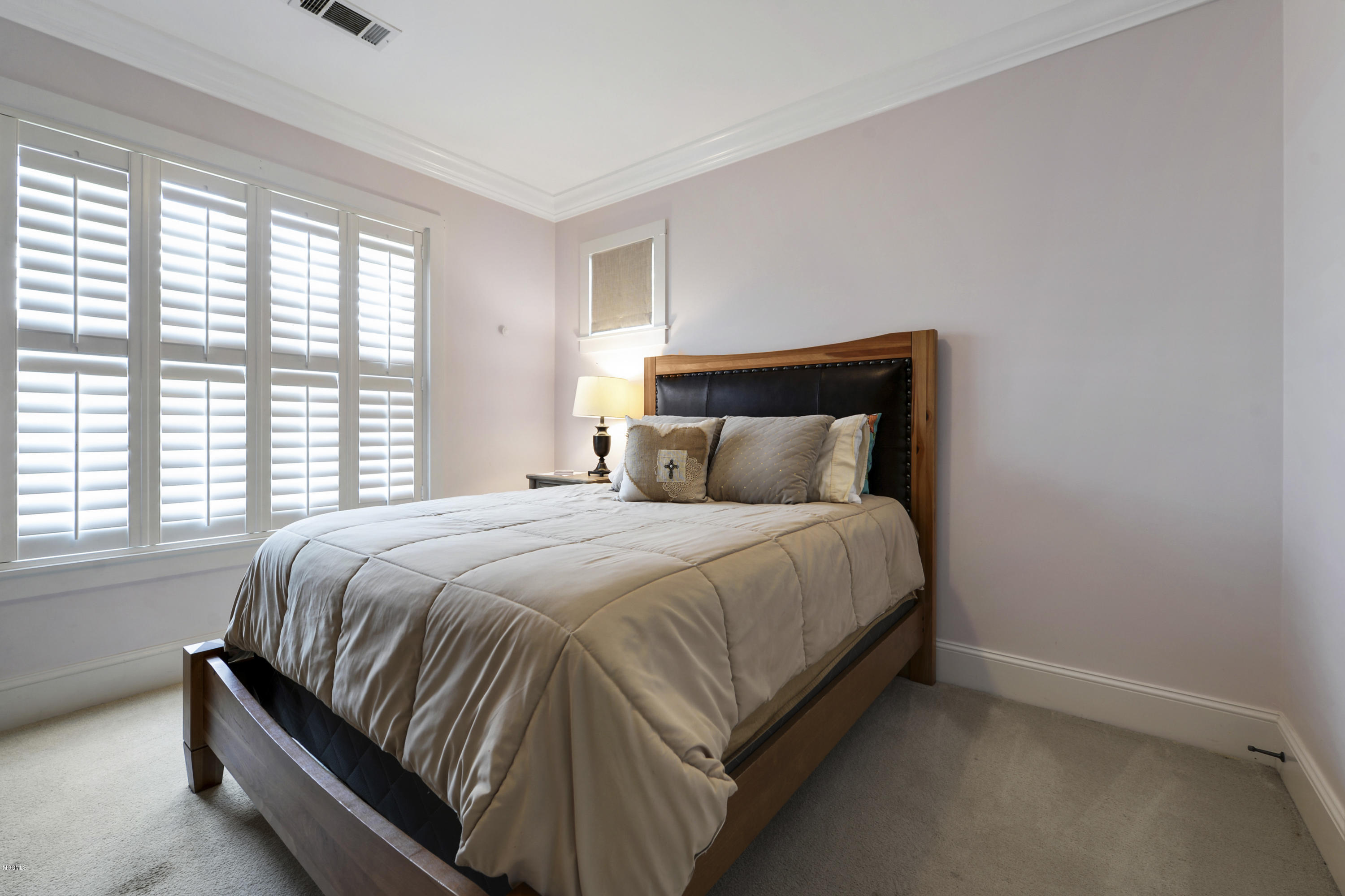 4 Mulberry Place Ocean Springs, MS 39564 - Photo 24 of 34 024