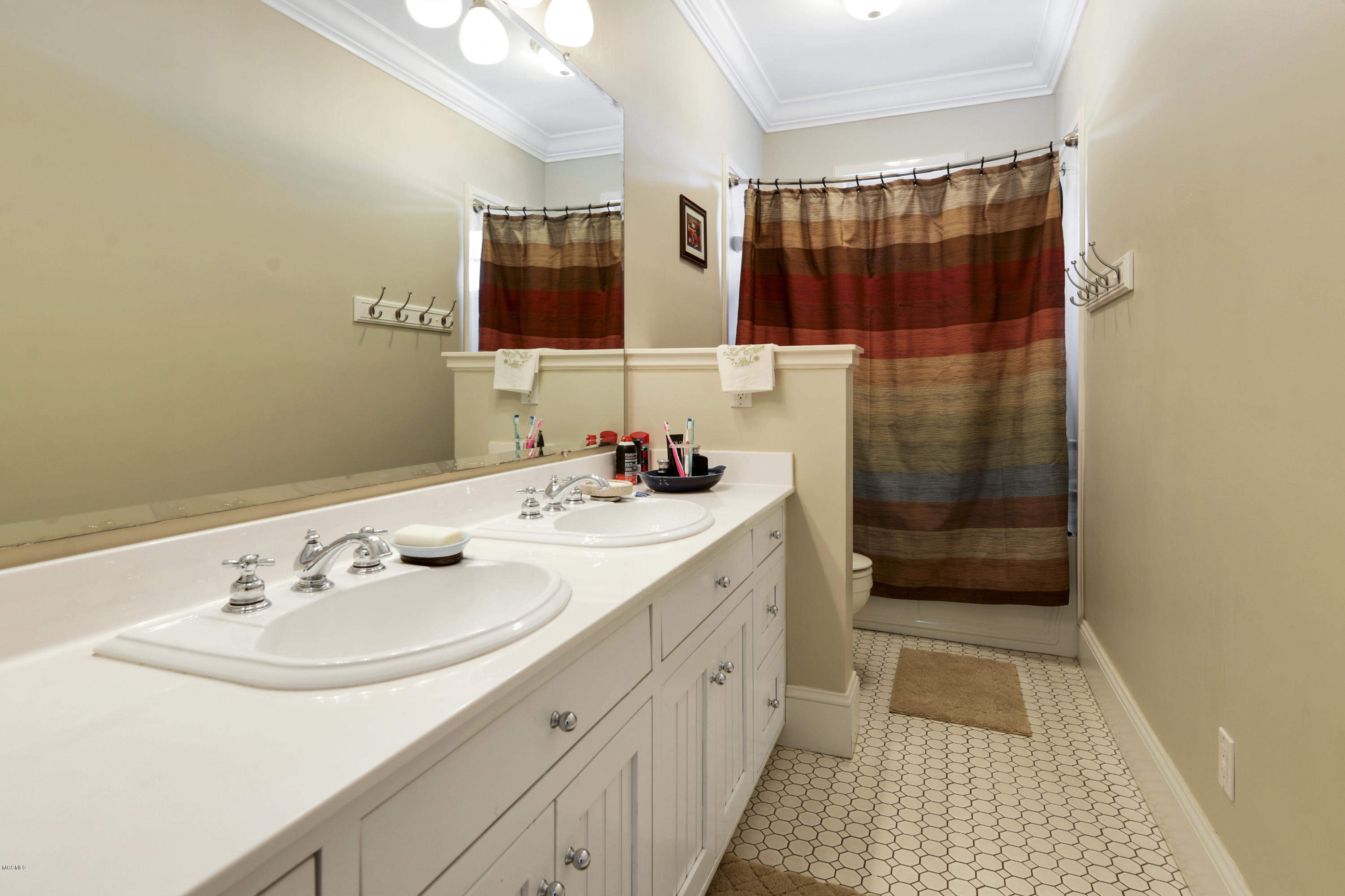 4 Mulberry Place Ocean Springs, MS 39564 - Photo 25 of 34 025