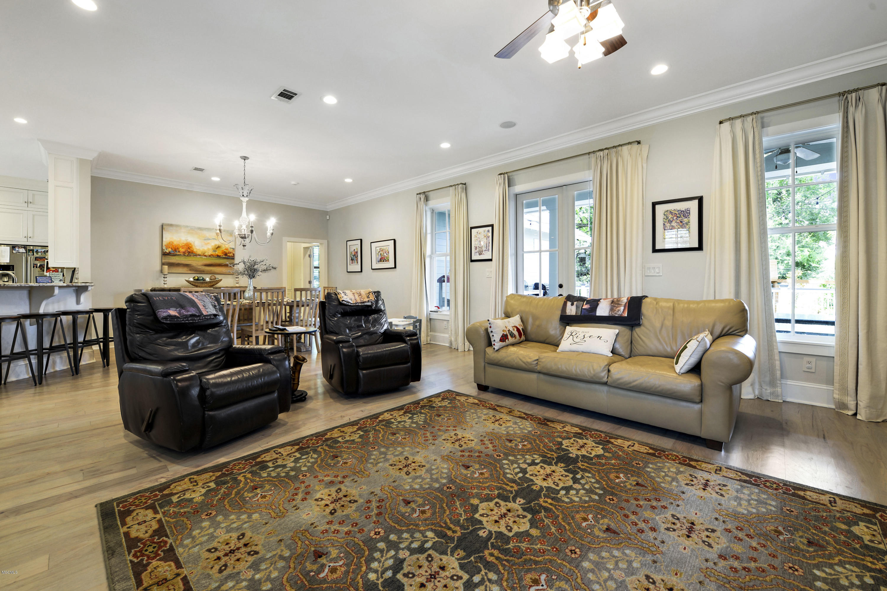 4 Mulberry Place Ocean Springs, MS 39564 - Photo 7 of 34 007