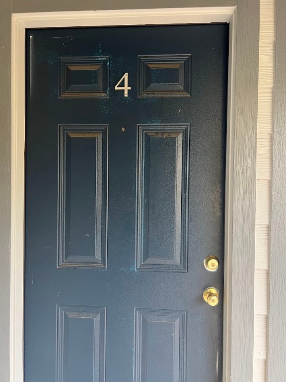202 East 32nd Street, Unit 4 Austin, TX 78705 - Photo 9 of 10 Doorway to property