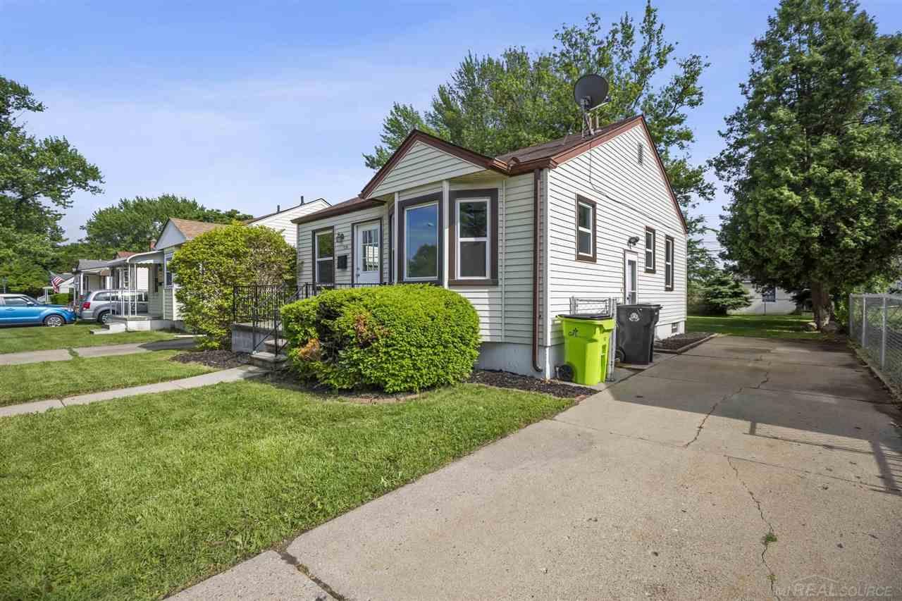 18196 Twelve Mile Road Roseville, MI 48066 - Photo 2 of 19