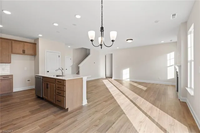 $445,900 | 871 Brooklet Court, Winston-Salem, NC 27127