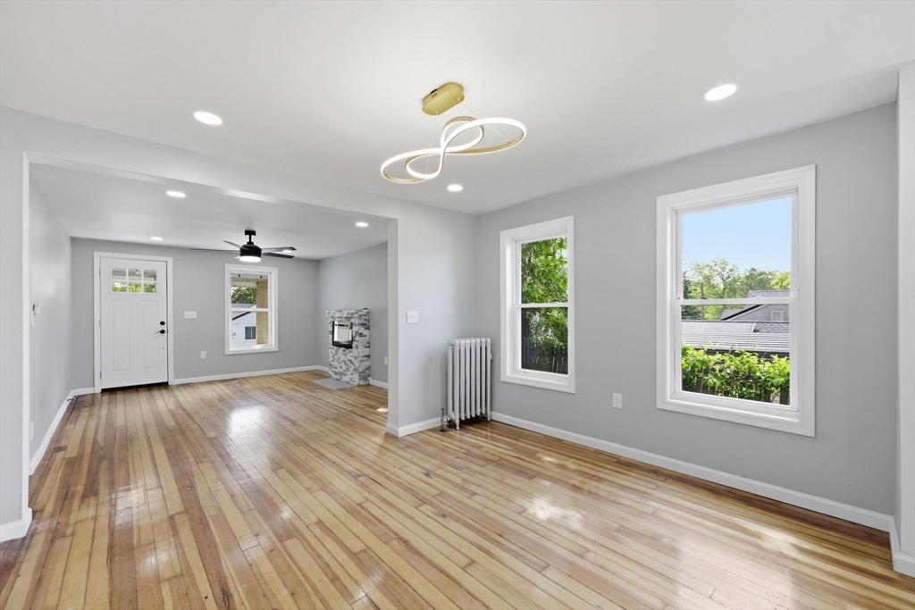 234 Draper Street Springfield, MA 01108 - Photo 7 of 25