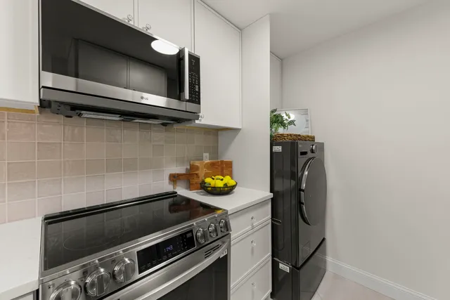 $260,000 | 840 East Old Willow Road, Unit 116, Prospect Heights, IL 60070