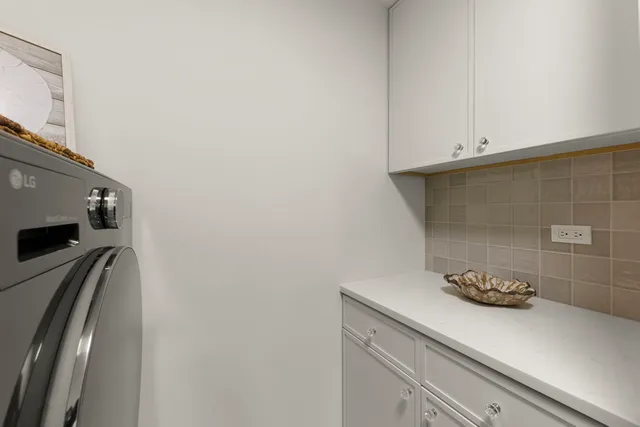 $260,000 | 840 East Old Willow Road, Unit 116, Prospect Heights, IL 60070