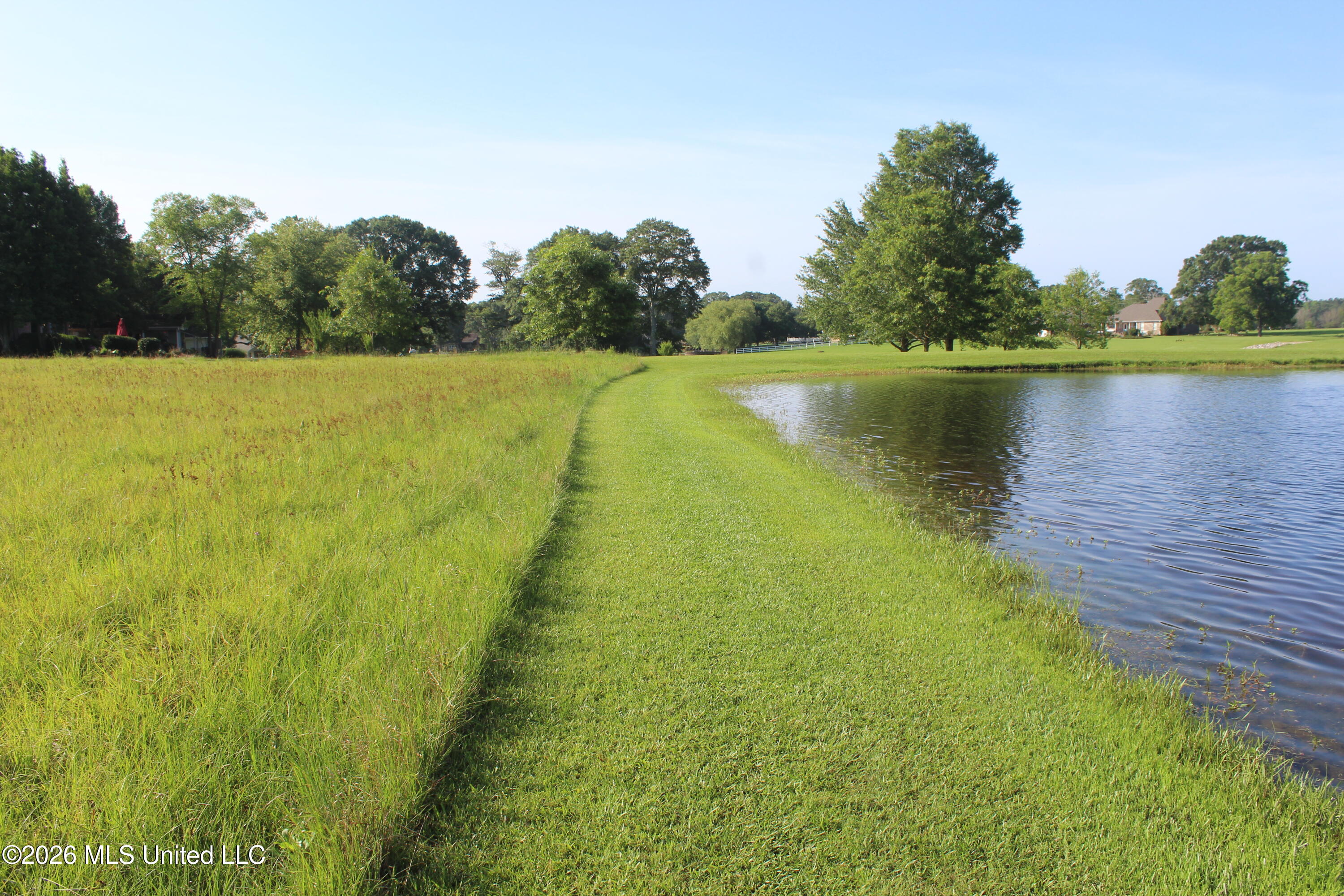 Southeast Maura Lane Southeast Brookhaven, MS 39601 - Photo 1 of 20 2 ac Harper Lake Estates (1)