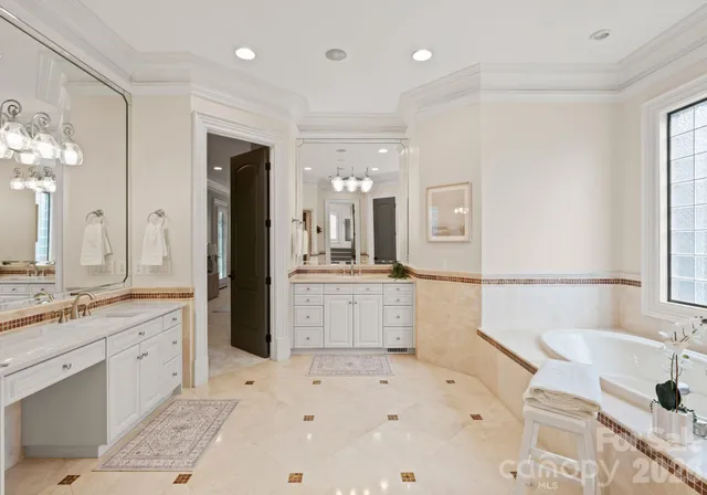 $3,235,000 | 8700 Longview Club Drive, Waxhaw, NC 28173