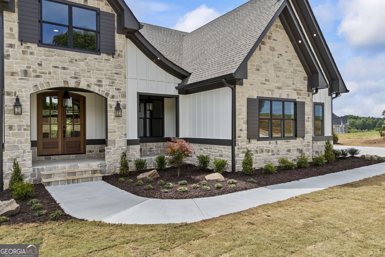 810 Hampton Monroe, GA 30656 - Photo 9 of 110