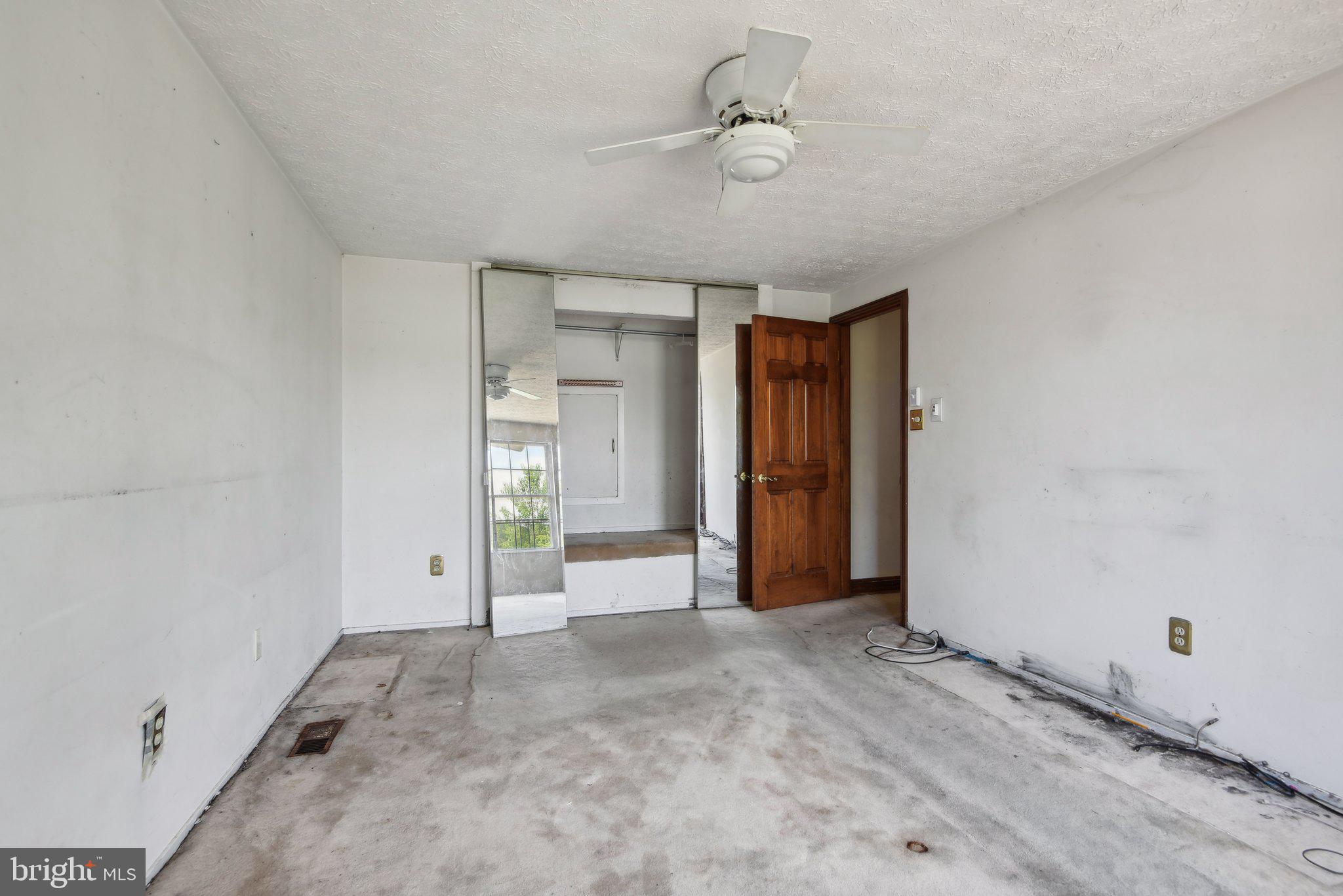803 Congressional Court Bowie, MD 20721 - Photo 29 of 34