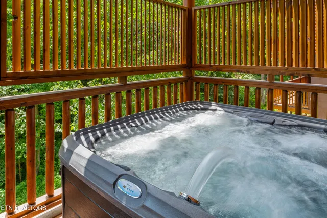 $1,890,000 | 880 Bethlehem Way, Sevierville, TN 37876