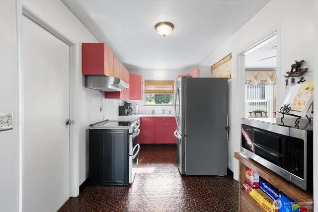 $339,000 | 475 South 2nd Street, Cathlamet, WA 98612