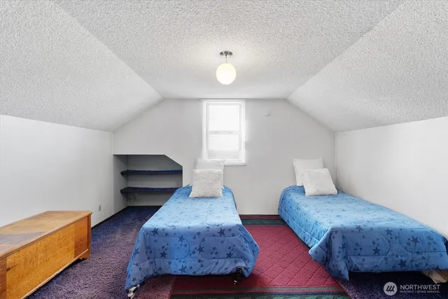 $339,000 | 475 South 2nd Street, Cathlamet, WA 98612