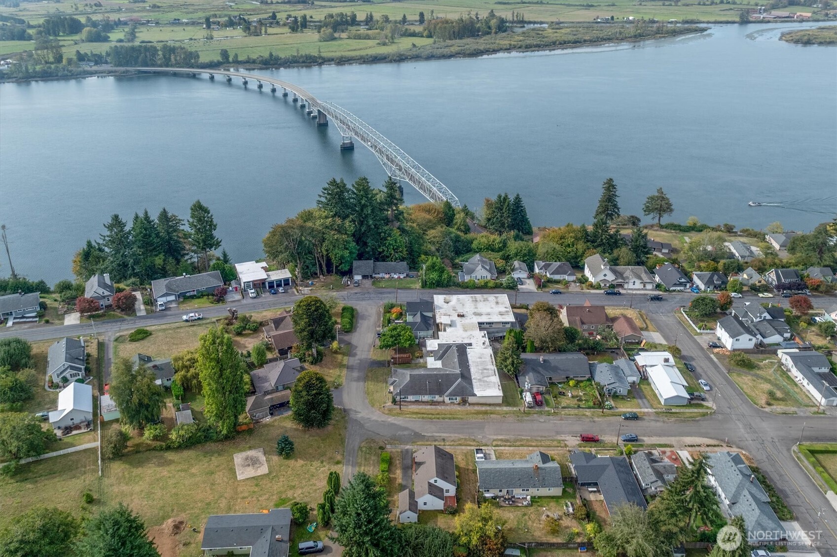 475 South 2nd Street Cathlamet, WA 98612 - Photo 36 of 40 an aerial view of a house with a lake view