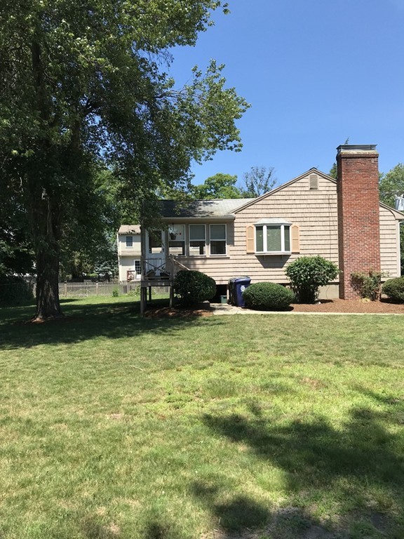 3 Linda Road Wilmington, MA 01887 - Photo 3 of 30 Gallery Image 3