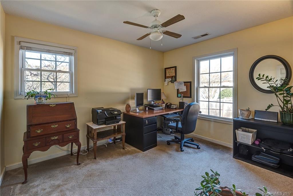 40 West Raleigh Road Asheville, NC 28803 - Photo 16 of 23 Gallery Image 16