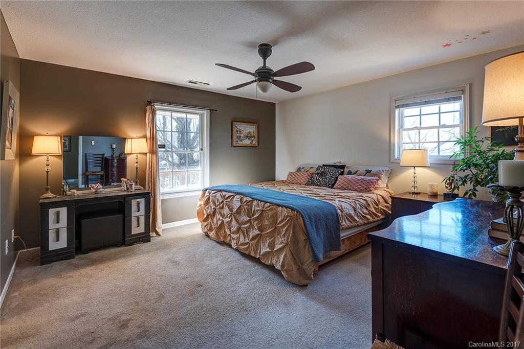 40 West Raleigh Road Asheville, NC 28803 - Photo 10 of 23 Gallery Image 10