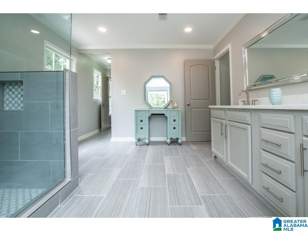 1405 Swallow Lane Birmingham, AL 35213 - Photo 30 of 35