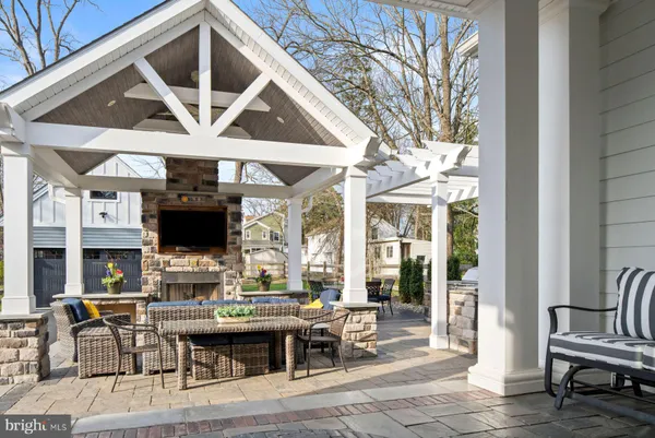 $2,100,000 | 172 Lafayette Street, Doylestown, PA 18901