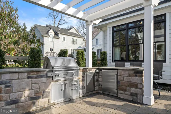 $2,100,000 | 172 Lafayette Street, Doylestown, PA 18901