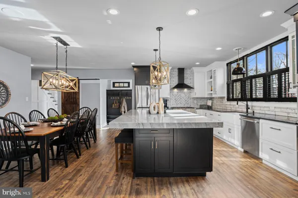 $2,100,000 | 172 Lafayette Street, Doylestown, PA 18901