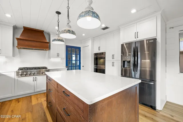 $715,000 | 916 Cobia Drive, Panama City, FL 32408