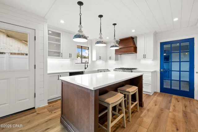 $715,000 | 916 Cobia Drive, Panama City, FL 32408