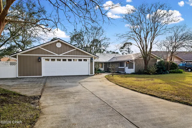 $715,000 | 916 Cobia Drive, Panama City, FL 32408