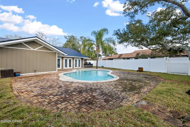 $715,000 | 916 Cobia Drive, Panama City, FL 32408