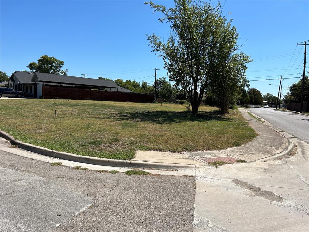 3208 Lockmoor Lane Dallas, TX 75220 - Photo 3 of 3 a view of a lake view