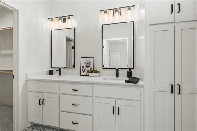 $339,900 | 218 North Boardman Street, Pleasant Hill, MO 64080