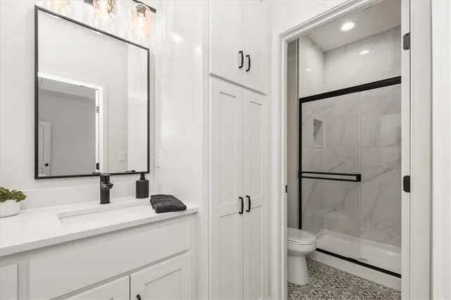 $339,900 | 218 North Boardman Street, Pleasant Hill, MO 64080