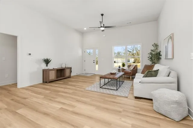 $339,900 | 218 North Boardman Street, Pleasant Hill, MO 64080