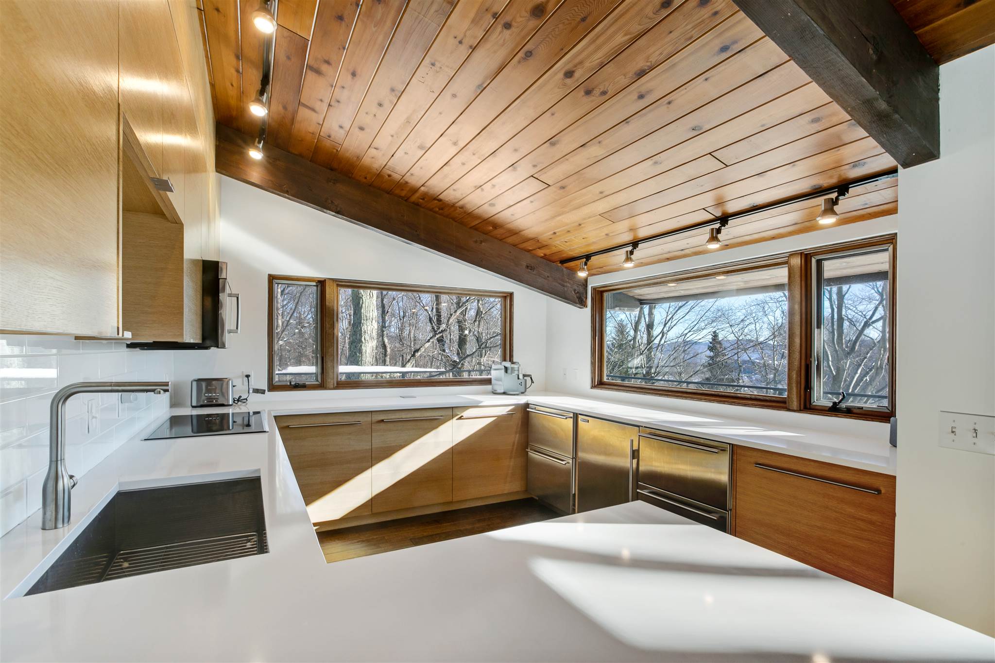 614 Upper Village Road Warren, VT 05674 - Photo 6 of 23 Gallery Image 6