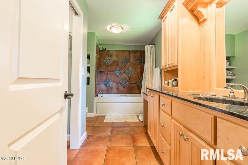 14027 Moore Road Marion, IL 62959 - Photo 24 of 38 Gallery Image 24