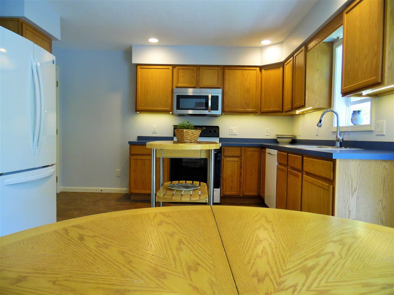 138 School Pond Road Danbury, NH 03230 - Photo 6 of 34 Gallery Image 6