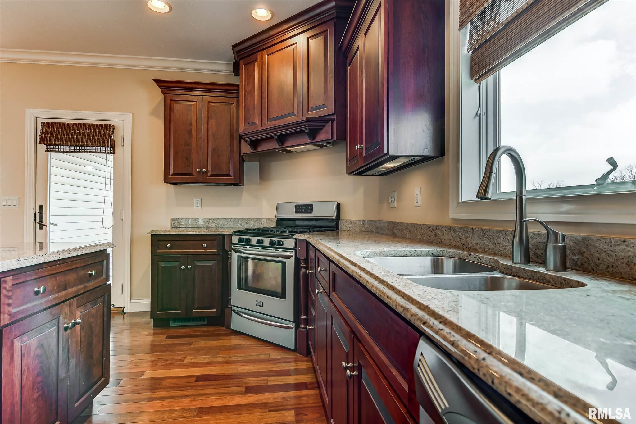 324 Grindstone Road Chatham, IL 62629 - Photo 13 of 49 Gallery Image 13