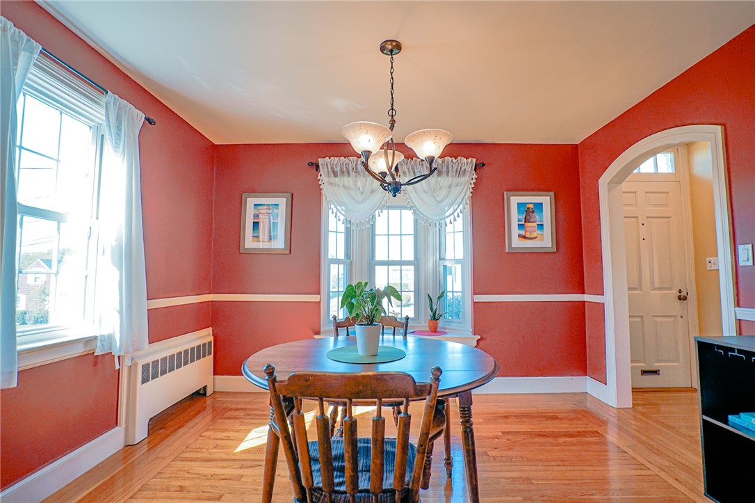 104 Fairfield Road Cranston, RI 02910 - Photo 11 of 32 Gallery Image 11