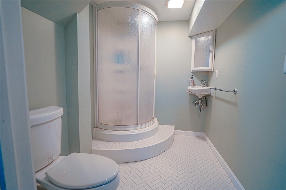 104 Fairfield Road Cranston, RI 02910 - Photo 22 of 32 Gallery Image 22