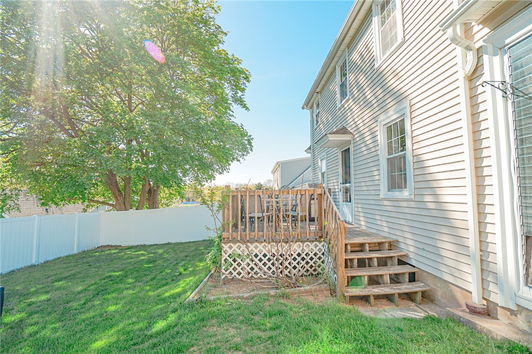 104 Fairfield Road Cranston, RI 02910 - Photo 30 of 32 Gallery Image 30
