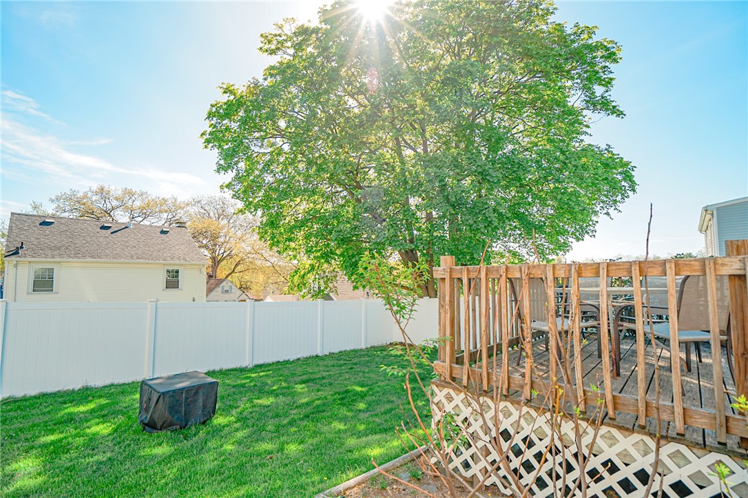 104 Fairfield Road Cranston, RI 02910 - Photo 31 of 32 Gallery Image 31