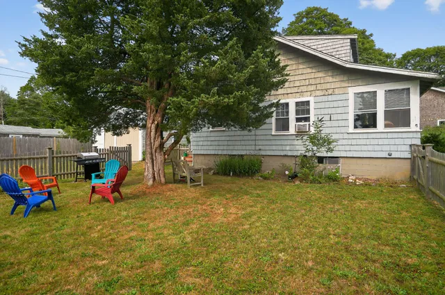 $572,000 | 70 Wings Neck Road, Pocasset, MA 02559