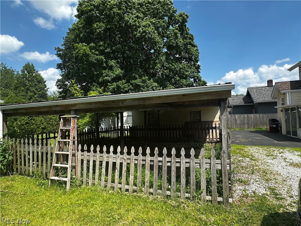513 West Waterloo Road Akron, OH 44314 - Photo 27 of 29