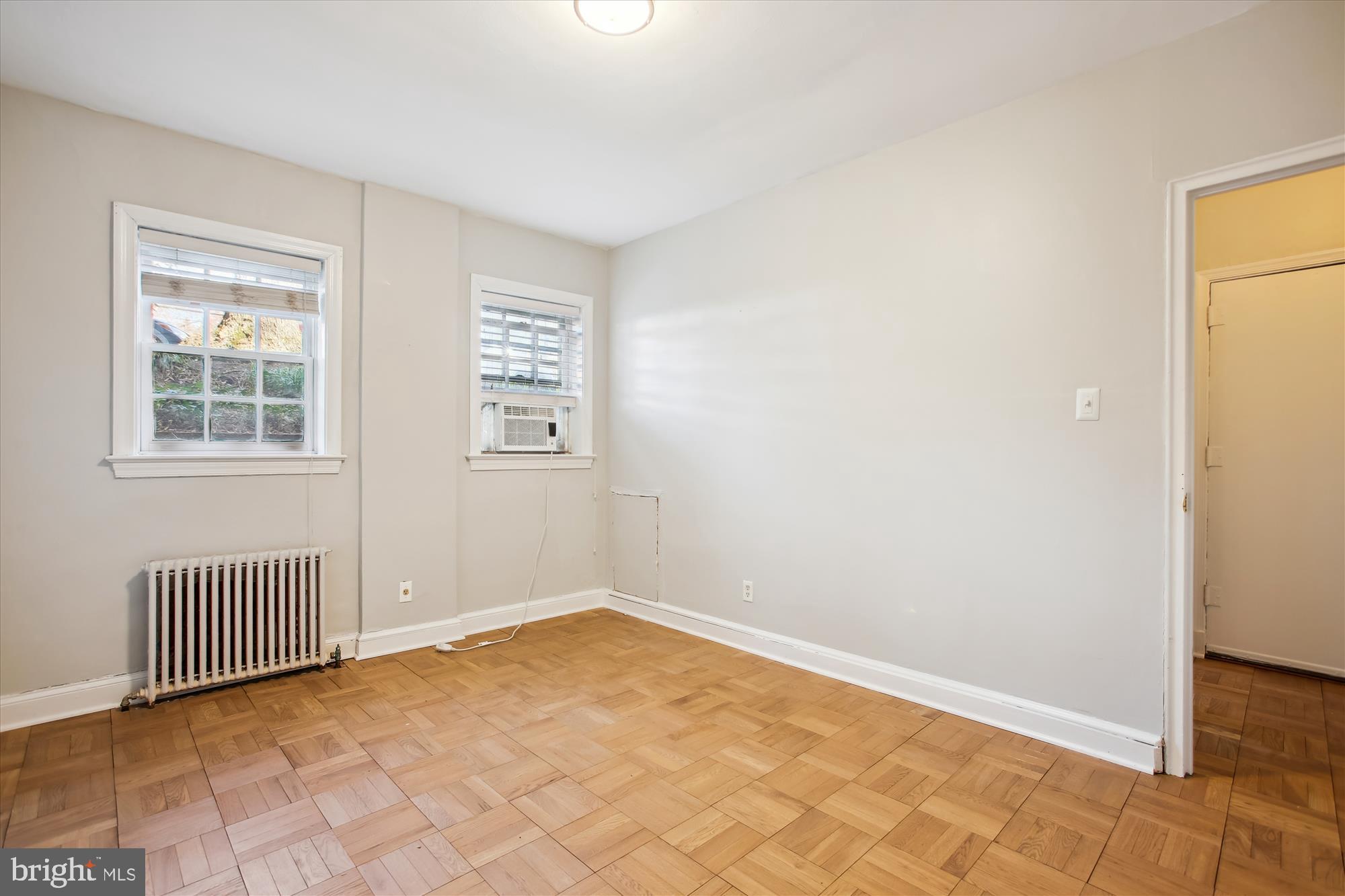 4866 MacArthur Boulevard Northwest, Unit 2 Washington, DC 20007 - Photo 11 of 24 Bedroom