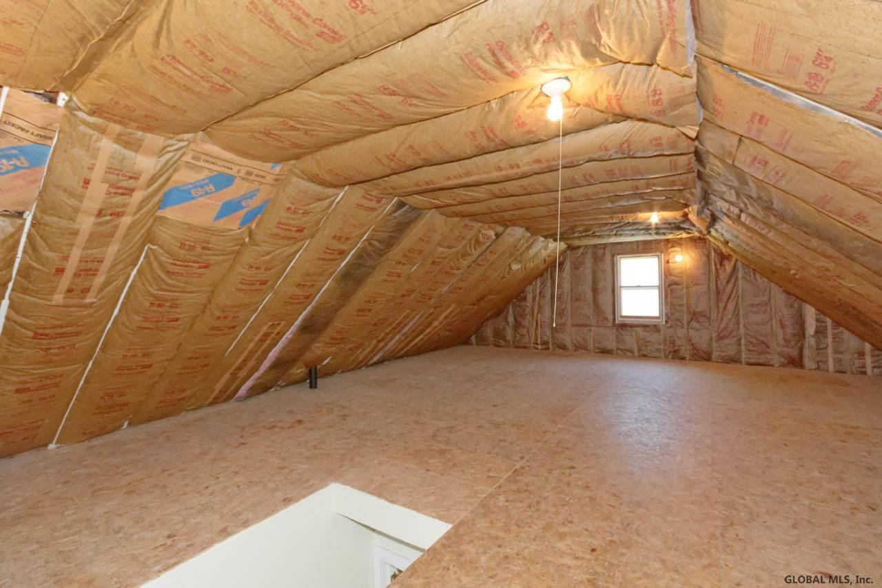 1154 Fort Hunter Road Schenectady, NY 12303 - Photo 16 of 26 Photo 16